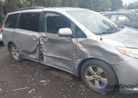 2014 Toyota Sienna Le V6 8 Passenger из США, поврежденный, VIN 5TDKK3DC0ES466556